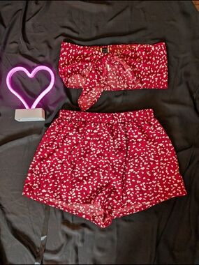 SHEIN Red Heart Print Bandeau & Shorts Beach Vacation Travel Summer Set
